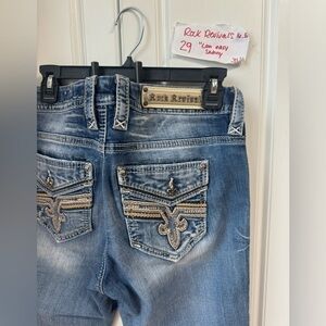 Rock Revivals women’s size 29 “Lan” easy skinny jeans